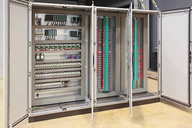 Custom industrial control panel design and manufacture