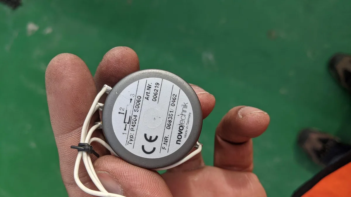 New Novotechnik potentiometer spare for CPP control lever — marine vessel Varberg, Ashmit Engineering Ltd